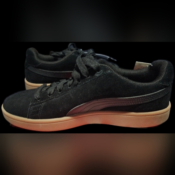 NWT Mens Puma Smash V2 Suede Black - Size 8 HTF - Picture 3 of 5
